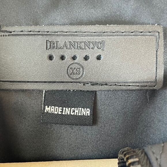 Blank NYC Deep Grey Vegan Leather Moto Style Zip Detail Jacket Sz XS - Picture 8 of 10